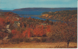 Bear River The Switzerland Of Nova Scotia Canada  Bridge Bear Railway Bridge And Road 101 Pont De L'Ours Train Rte 101 N - Andere & Zonder Classificatie