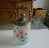 Pot à Biscuits Ancien Verre émaillé BE Années 60 Décors Floraux Peints à La Main Avec Une Anse Ouvragée - Autres & Non Classés