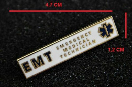 MEDICAL BADGE SOCORSO MEDICO DISTINTIVO E.M.T EMERGENCY MEDICAL TECHNICIAN - USA - SERVICESW MEDICAUX - Servicios Medicos