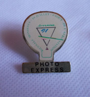 Pin's - Photo Express Lorraine 91 - Biennale Mondial 26 Juillet / 4 Août De L'aérostation - Fotografie