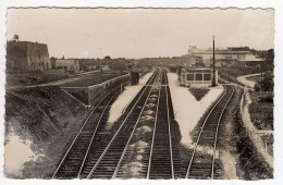 CPSM Photo Louverné Près De Laval 53 Mayenne La Gare éditeur Roger - Louverne