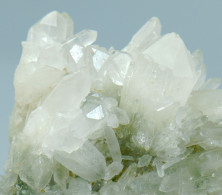 Mineral - Quarzo (Traversella, Torino, Italia) - Lot. 1109 - Minéraux