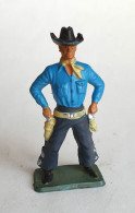 FIGURINE STARLUX COWBOY DEGAINANT DEUX REVOLVERS Chemise Bleue 5127 1964 - Starlux