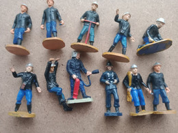 LOT DE 11 Figurines Pompiers  (9 Mini Starlux)     CP1 - Starlux