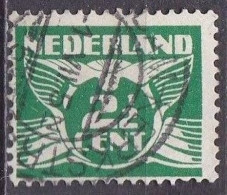 Wit Verticaal Streepje Onderin Rechts In 1924-1925 Vliegende Duif 2½ Ct Groen Zonder WM NVPH 146 - Variedades Y Curiosidades