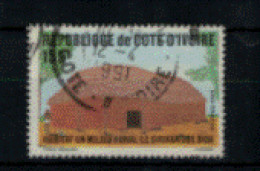 Cote D'Ivoire - "Habitat En Milieu Rural - Case Indigène" - T. Oblitéré N° 829 De 1989 - Côte D'Ivoire (1960-...)