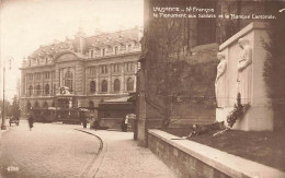 Lausanne St. François Le Monument Aux Soldats Et La Banque Cantonale Tram - Lausanne