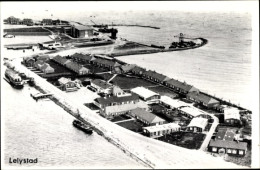 CPA Lelystad Flevoland Niederlande, Blick Auf Den Ort, Fliegeraufnahme - Sonstige & Ohne Zuordnung