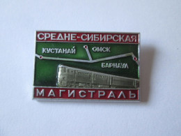 Soviet URSS/USSR Insigne/badge Autorute De Siberie Centrale Vers 1980/Central Siberian Highway 80s,T/S=32x21 Mm - Transports