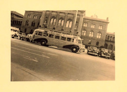 Autobus Ancien De Marque Type Modèle ? Autocar Car Bus * Photo Ancienne Années 49 * Berne Bern Suisse * 10.5x7.8cm - Buses & Coaches