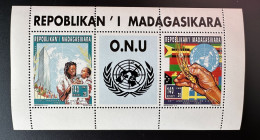 Madagascar Madagaskar 1996 Mi. 1805 - 1806 A Klb M/S Feuillet United Nations Unies Vereinte Nationen UNO ONU UN 50 Ans - Madagaskar (1960-...)