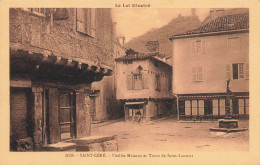 St Céré * Place * Vieilles Maisons Et Tours De St Laurent - Saint-Céré