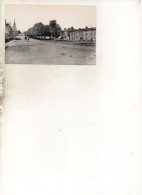 79. CPA - THENEZAY - Promenades, Vers La Mairie Et L'église -  Scan Du Verso - - Thenezay