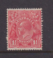 AUSTRALIA - 1926-30 George V 11/2d Watermark Multiple Crown Over A  Hinged Mint - Mint Stamps