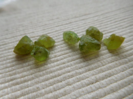 LOT CRISTAUX NATUREL DE PERIDOT 14.40 K VERT OLIVE MADAGASCAR PIERRE FINE C24 - Unclassified