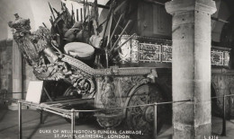 0-GBR01 02 04 - LONDON / LONDRES - ST PAUL'S CATHEDRAL - DUKE OF WELLINGTON'S FUNERAL CARRIAGE - St. Paul's Cathedral