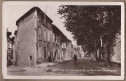 CPSM 26 - PIERRELATTE - Le Boulevard Chaudeysson - TB PLAN CENTRE VILLAGE ANIMATION Cycliste Rue 1938 - Pierrelatte