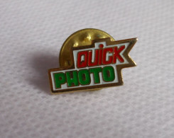 Pin's - Quick Photo - Fotografía