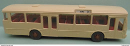 Autobus MERCEDES - Schaal 1:87