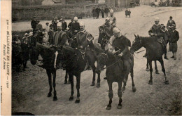 Cluny Fêtes Du Millénaire Septembre 1910 Hérauts D'Armes Cheval Horse Saône-et-Loire 71250 Cpa Non Ecrite Au Dos TB.Etat - Cluny