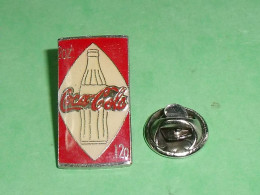 TB3Y / Pin's / Coca Cola :    ( état ,voir Scan ) - Coca-Cola