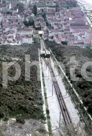 70s ELEVADOR NAZARE ELEVATOR PORTUGAL ORIGINAL 35mm DIAPOSITIVE SLIDE NO PHOTO FOTO NB2562 - Diapositives