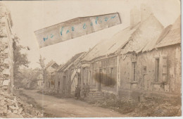 HARGICOURT - Un Coin De La Ville Qui A été Complètement Détruite  En 1917  ( Carte Photo )  Rare - Sonstige & Ohne Zuordnung