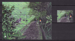 Portugal Madeira 2011 MiNr. 308 - 309 (Block 49) EUROPA CEPT Forests Birds Trocaz Pigeon Robin 1v +1 S\sh MNH** 4.80 € - 2011