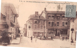 SAINT-JEAN-de-BOURNAY (Isère) - Place Du Marché Et Rue Du Centre - Fontaine, Grand Hôtel Du Nord - Voyagé 1918 (2 Scans) - Saint-Jean-de-Bournay