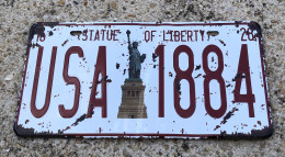 Plaque Tôle NEW YORK STATUE OF LIBERTY USA 1884 15X31cm Immatriculation US - Plaques D'immatriculation