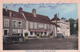 Houdan -  La Place Du Cygne - Hotel Du Cygne  - CPA°J - Houdan