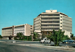 CPSM - RIYADH - Buildings Du Ministère Des Finances (voitures VW Coccinelle) ... - Arabie Saoudite