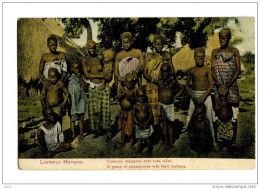 18207 - Laurenço Marques - Creanças Indigenas Com Suas Mäes - A Group Of Piccaninnies With Their Mothers - Mozambique