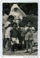 008970  -  Congo Belge  -  Soeurs De La Charité De Gand , Elisabethville  -  Distribution Des Bombons - Congo Belge
