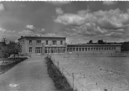 Gueugnon Ecole Maternelle - Gueugnon