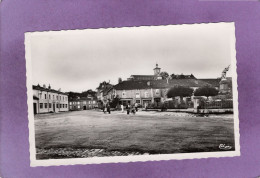 88 CHATENOIS Place Du Monument École Des Filles - Chatenois