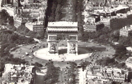 FRANCE - 75 - PARIS - LA PLACE DE L'ETOILE ET L' ARC DE TRIOMPHE  - Carte Postale Ancienne - Triumphbogen