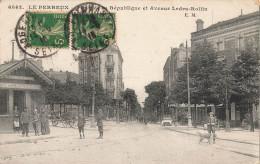 Le Perreux * Place De La République Et Avenue Ledru Rollin * Station Tram Tramway - Le Perreux Sur Marne