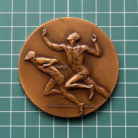 Medal Plaque Plakette PL000286 - Athletics Slovakia Hungary National Championships Komarno Komarom 1976 Gall Gyula 120g - Atletica