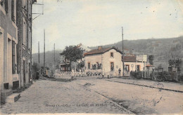 Orsay          91            La Gare Au Guichet            (voir Scan) - Orsay