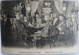 C. P. A. : THAILANDE : Les Bonzes Prennent Le Thé (SIAM); Budhist Monks At Tea (SIAM) - Thaïlande