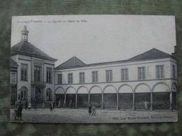 BERCHEM FLANDRE - LE MARCHÉ ET L'HOTEL DE VILLE 1906 - Kluisbergen