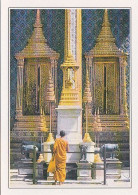 AK148237 THAILAND - Bangkok - Mönch Im Wat Phra Keo - Thaïlande
