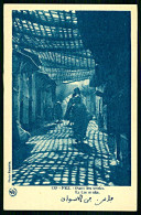 A63 MAROC CPA  FEZ - DANS LES SOUKS - Collections & Lots