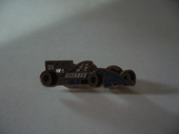 PIN'S PINS PIN PIN’s ピンバッジ  AUTOMOBILE F1 26 GITANES - F1