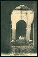 A63 MAROC CPA  INTERIEUR DE MOSQUEE - MAROCAINS RN PRIERE - Collections & Lots