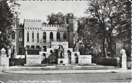 Tilburg Paleis-Raadhuis Met Standbeeld 1955 - Tilburg