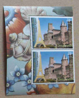 N-U-C Ny06-02 : La Cité Médiévale De Carcassonne Et La Tour Eiffel - Unused Stamps