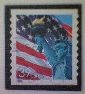 United States, Scott #3981, Used(o), 2006 Definitive Coil, Liberty And The Flag,39¢ - Gebruikt