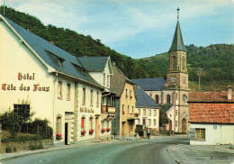 Le Bonhomme * Le Haut Du Village Et L'église St Nicolas * Hôtel Tête Des Faux - Andere & Zonder Classificatie